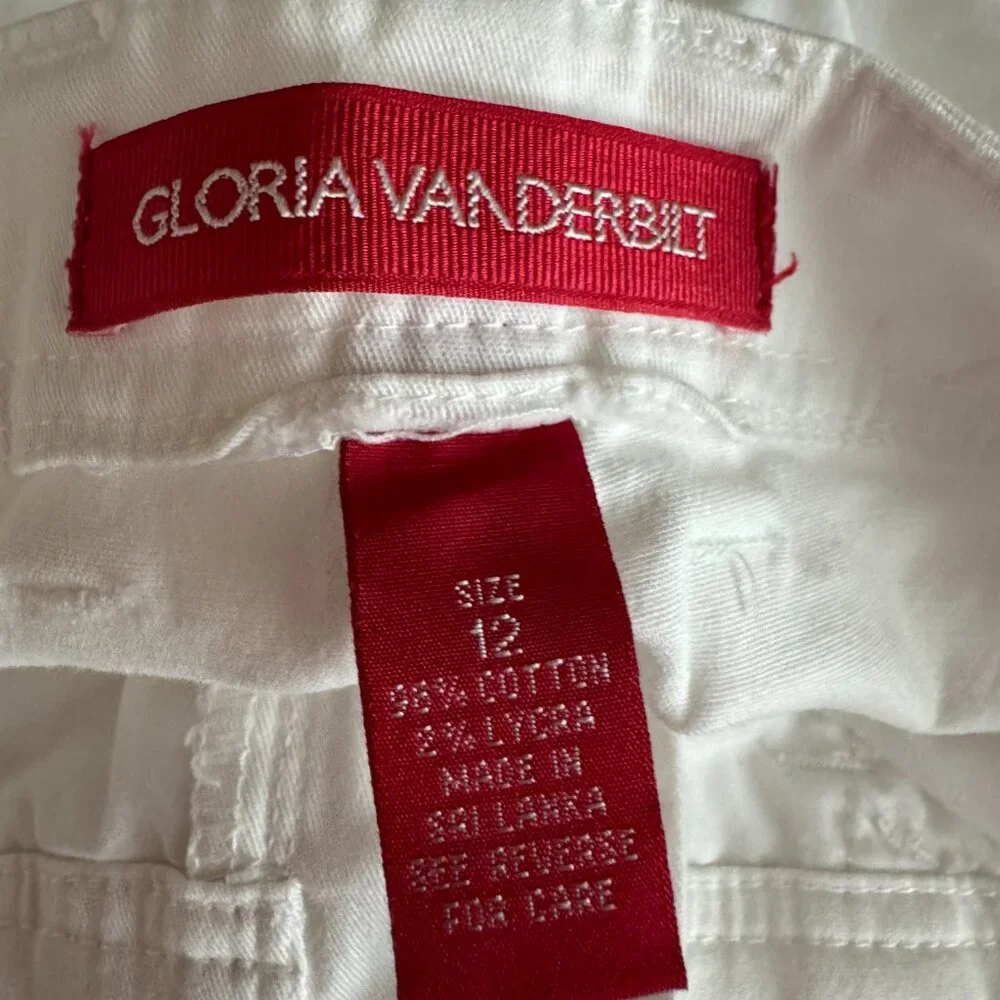 Gloria Vanderbilt hem 98%